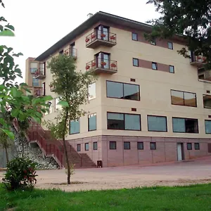 Hotel Sant Quirze De Besora Сант-Кирсе-де-Бесора